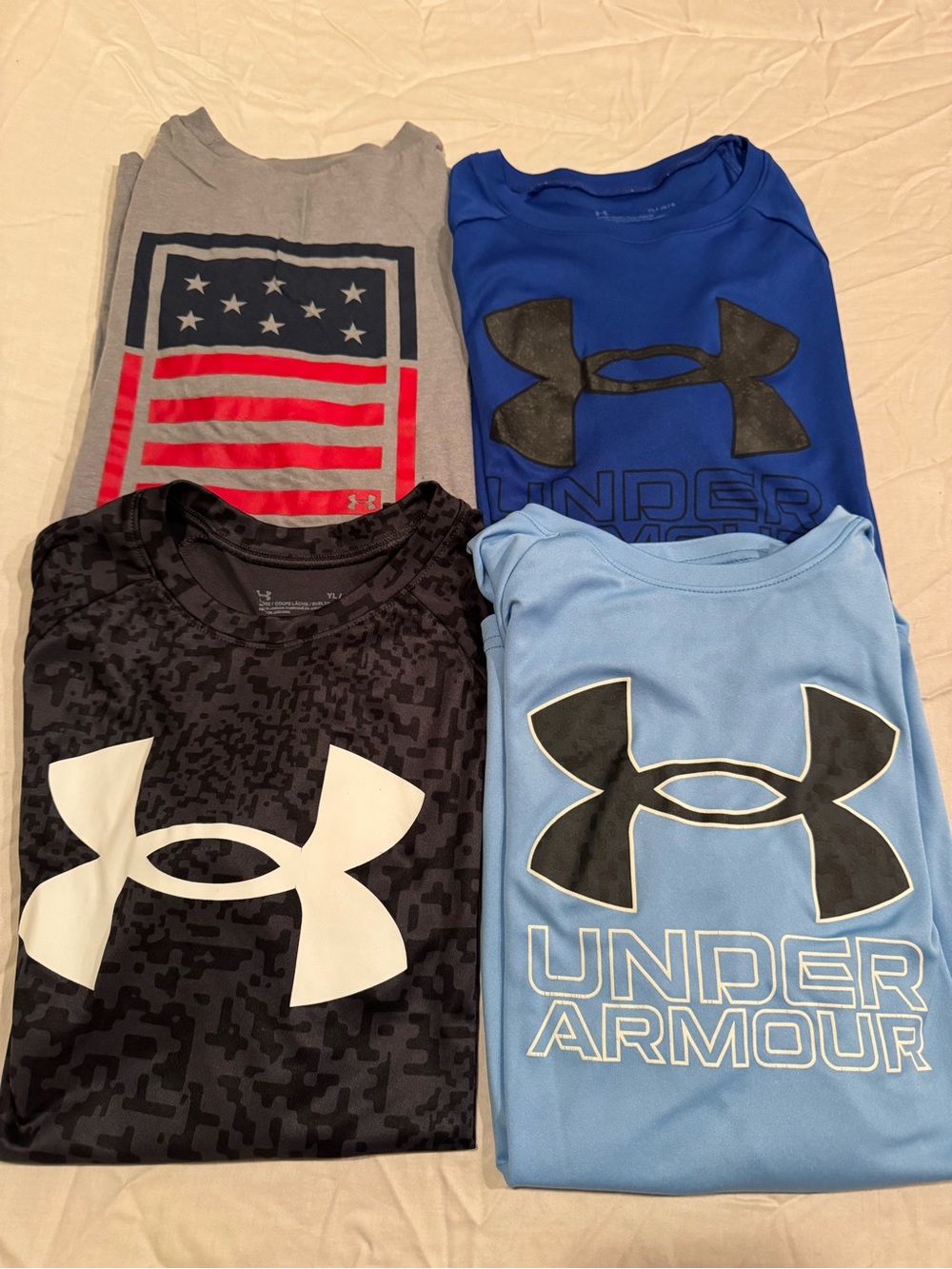 4 Under Armour Boys’ Shirts - Youth Large